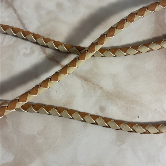 Shashi Leela Crossbody bag with coins and full fringe woven crossbody strap - Picture 5 of 5